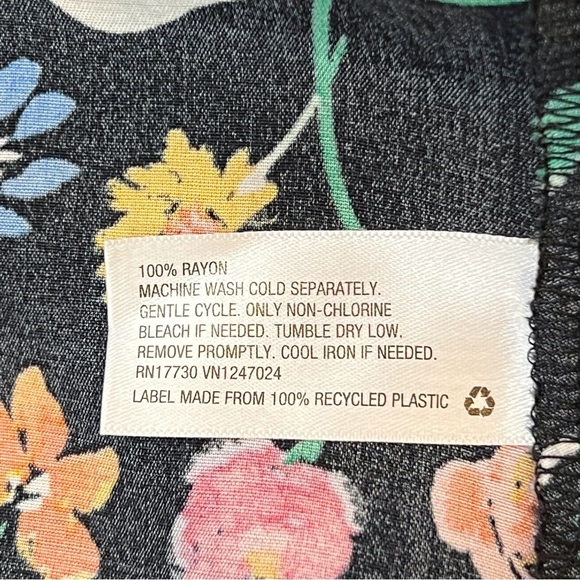 A New Day Women's Puff Short Sleeve Ruched A-Line Dress Black Floral Sz XL EUC - Picture 8 of 15